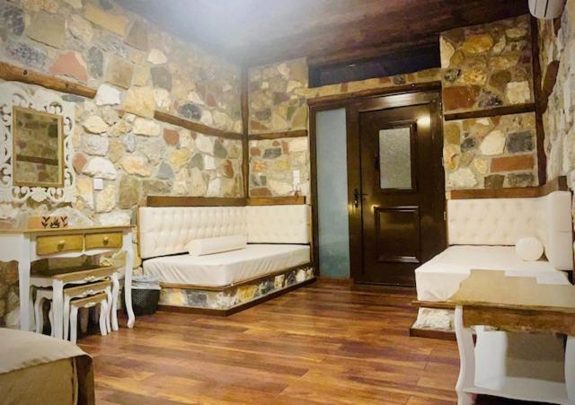 Ataviros Hotel Embonas Экстерьер фото